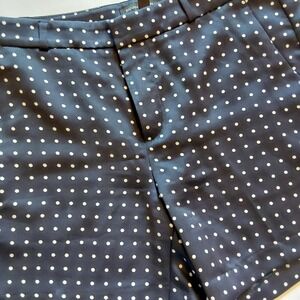 Banana Republic Women's Size 6 Blue & White‎ Polka Dot 5" Dressy Stretch Shorts